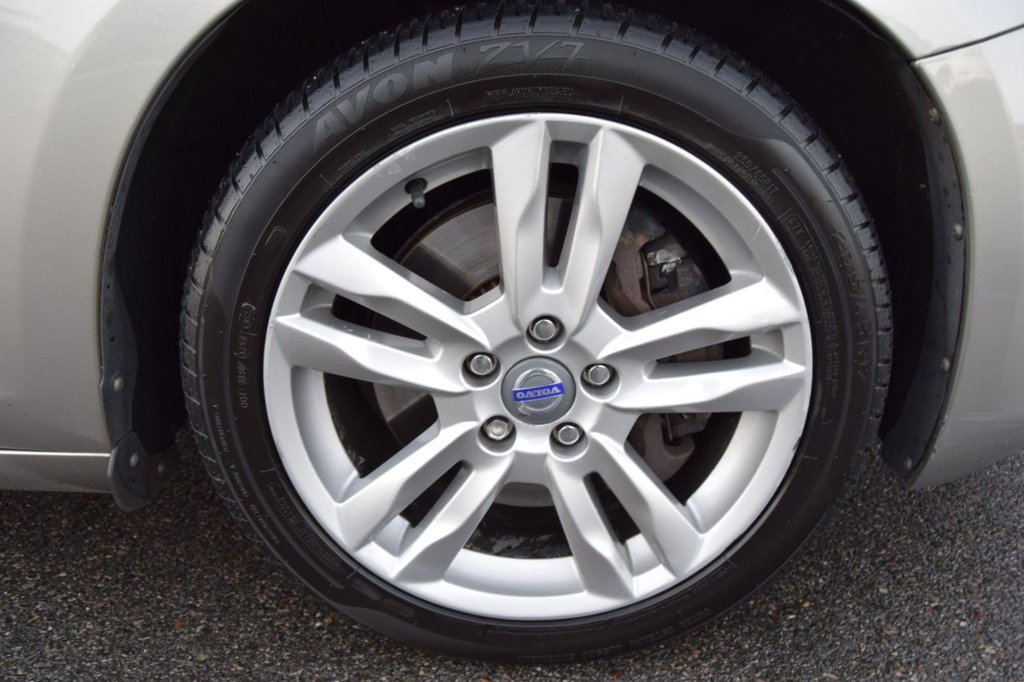 Used Volvo V60 2012 for sale - 76406969: Photo 27