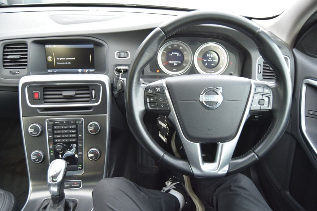 Used Volvo V60 2012 for sale - 76406969: Photo 34