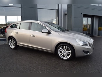 Used Volvo V60 2012 for sale - 76406969: Photo