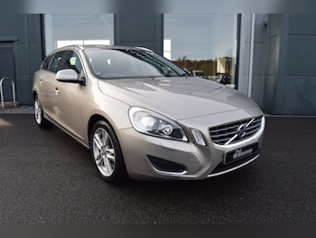 Used Volvo V60 2012 for sale - 76406969: Photo