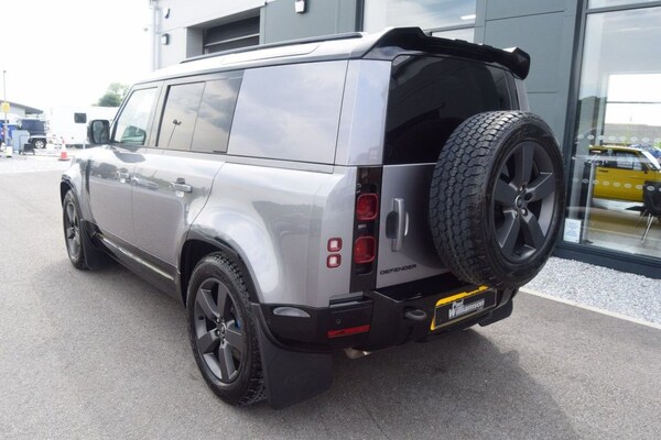 Used Land Rover Defender 2023 for sale - 75009719: Photo 11