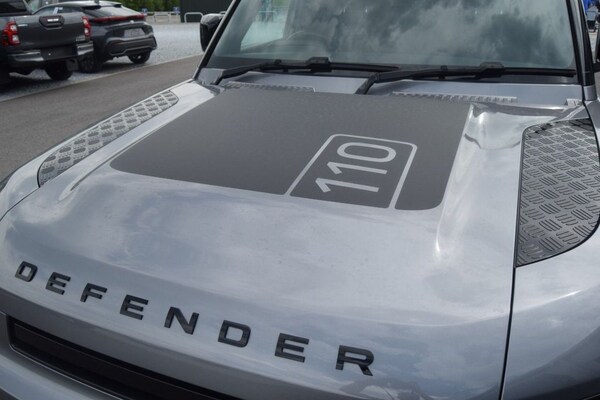 Used Land Rover Defender 2023 for sale - 75009719: Photo 15