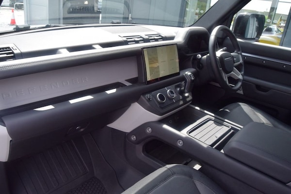 Used Land Rover Defender 2023 for sale - 75009719: Photo 21
