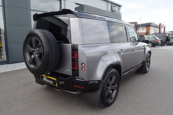 Used Land Rover Defender 2023 for sale - 75009719: Photo 8