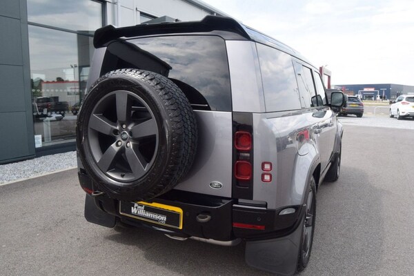 Used Land Rover Defender 2023 for sale - 75009719: Photo 9