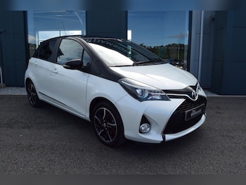 Used Toyota Yaris 2016 for sale - 79587589: Photo