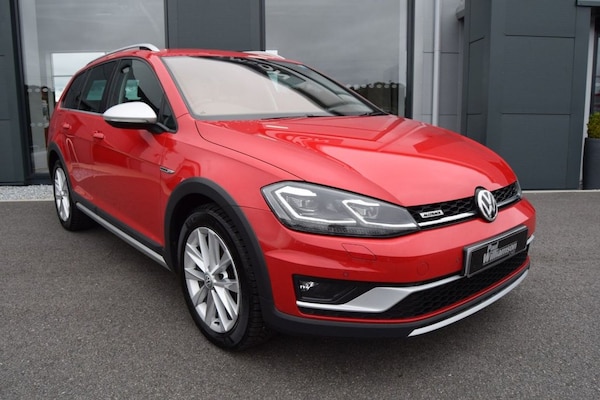 Used Volkswagen Golf 2017 for sale - 75411245: Photo 2