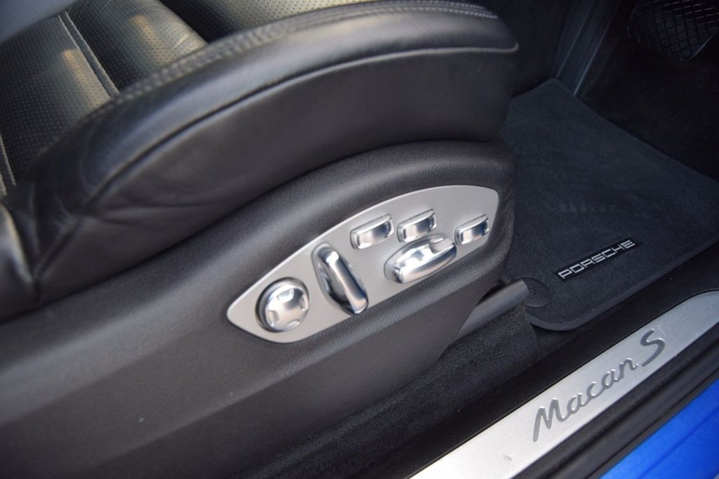 Used Porsche Macan 2018 for sale - 77820745: Photo 33