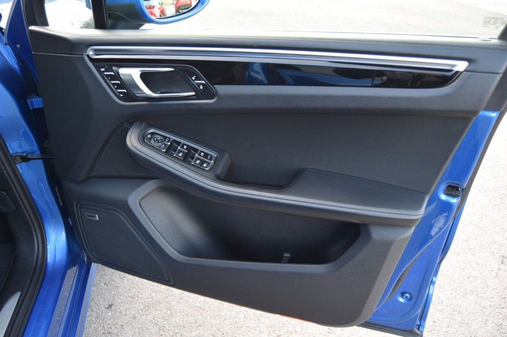 Used Porsche Macan 2018 for sale - 77820745: Photo 44