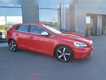 Used Volvo V40 2017 for sale - 78372275: Photo