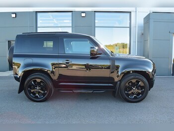 Used Land Rover Defender 2023 for sale - 78382483: Photo