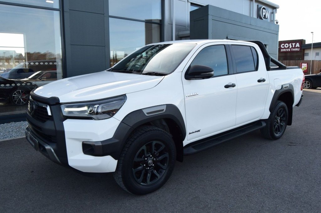 Used Toyota Hilux 2023 for sale - 77936682: Photo 19