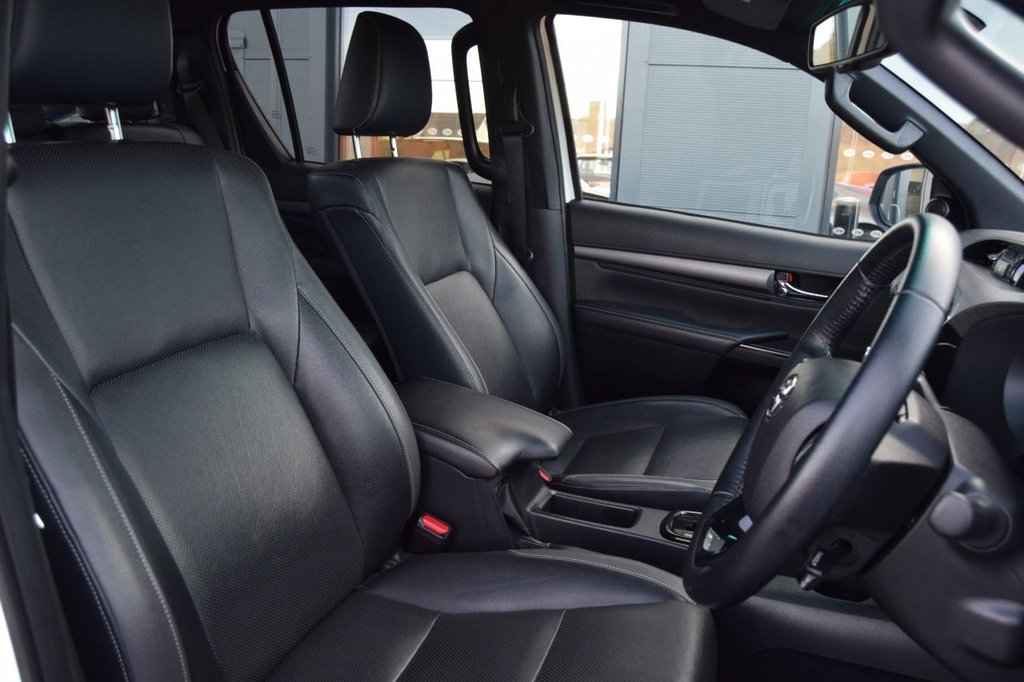 Used Toyota Hilux 2023 for sale - 77936682: Photo 22