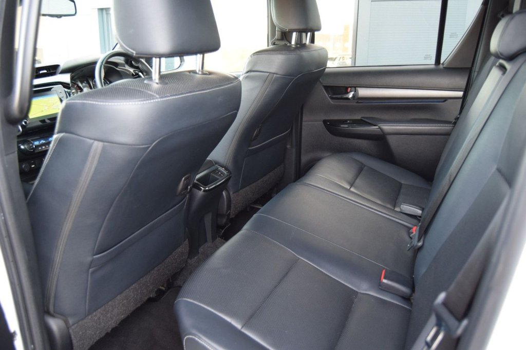 Used Toyota Hilux 2023 for sale - 77936682: Photo 25