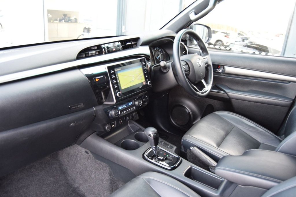 Used Toyota Hilux 2023 for sale - 77936682: Photo 27