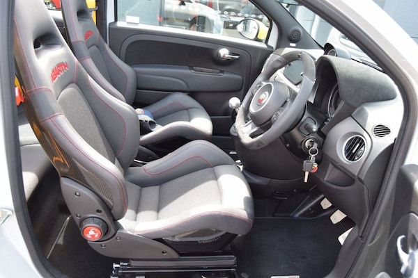 Used Abarth 695 2024 for sale - 75462183: Photo 17