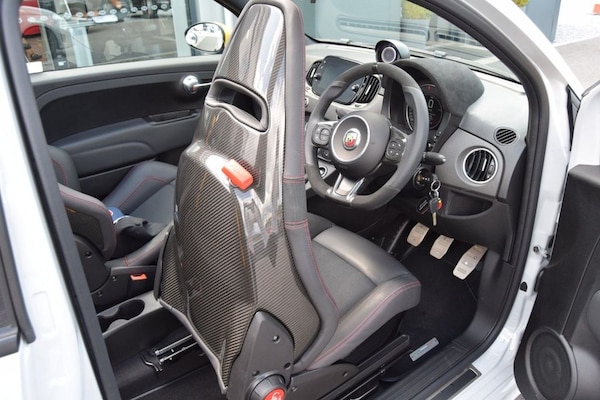 Used Abarth 695 2024 for sale - 75462183: Photo 18