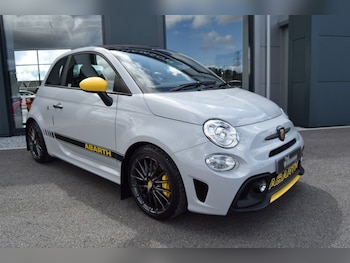 Used Abarth 695 2024 for sale - 75462183: Photo