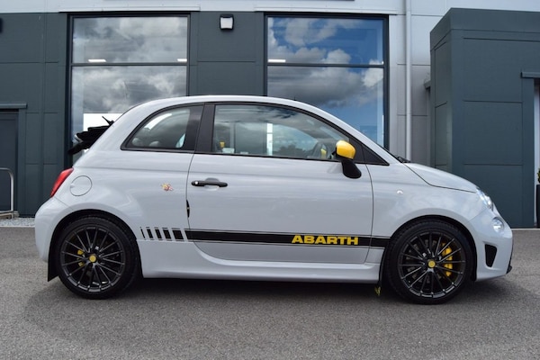 Used Abarth 695 2024 for sale - 75462183: Photo 7