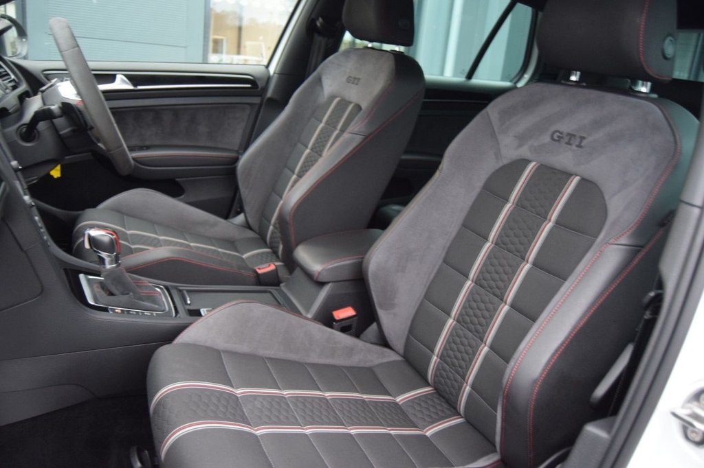 Used Volkswagen Golf 2016 for sale - 76883532: Photo 27