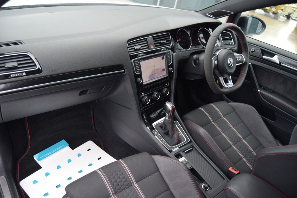 Used Volkswagen Golf 2016 for sale - 76883532: Photo 28