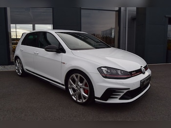 Used Volkswagen Golf 2016 for sale - 76883532: Photo