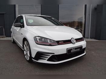 Used Volkswagen Golf 2016 for sale - 76883532: Photo