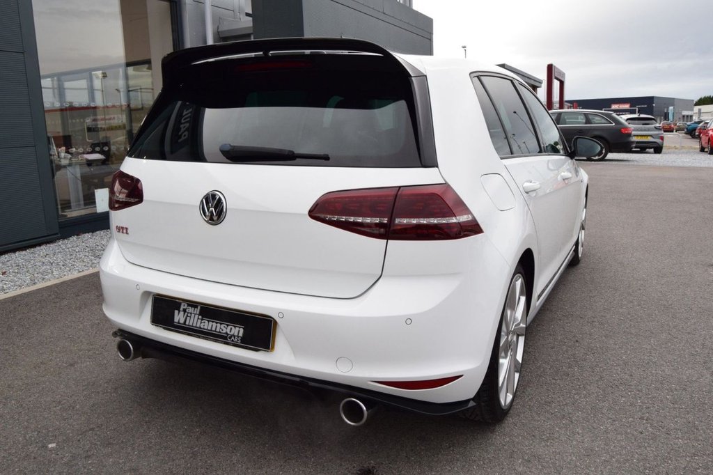 Used Volkswagen Golf 2016 for sale - 76883532: Photo 9