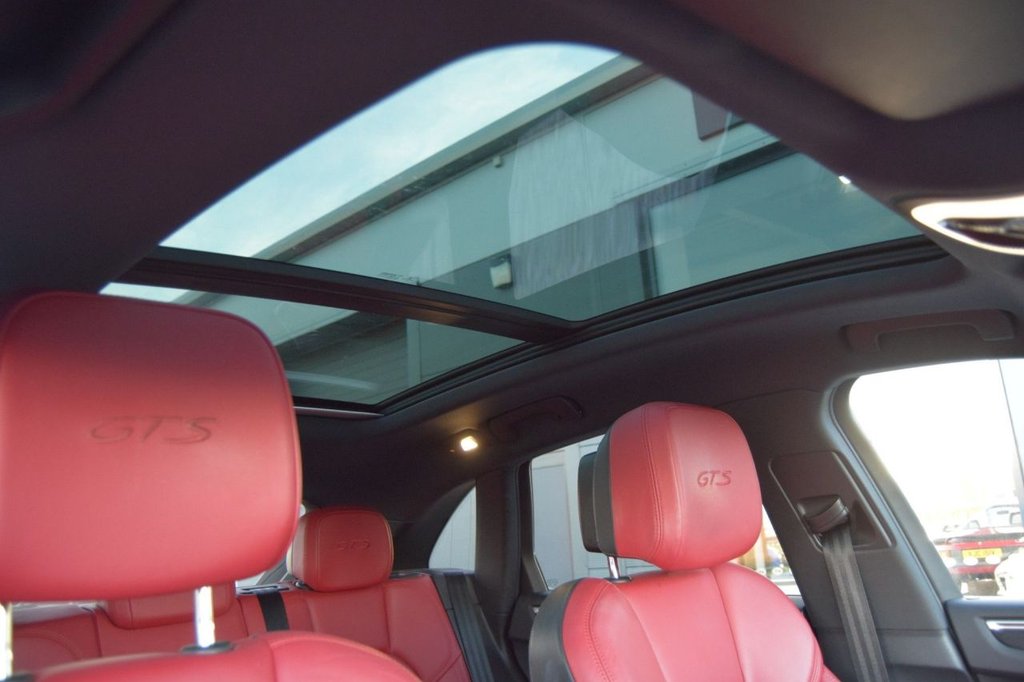 Used Porsche Macan 2017 for sale - 77171624: Photo 19