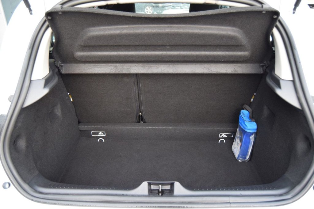 Used Renault Clio 2017 for sale - 76582570: Photo 19