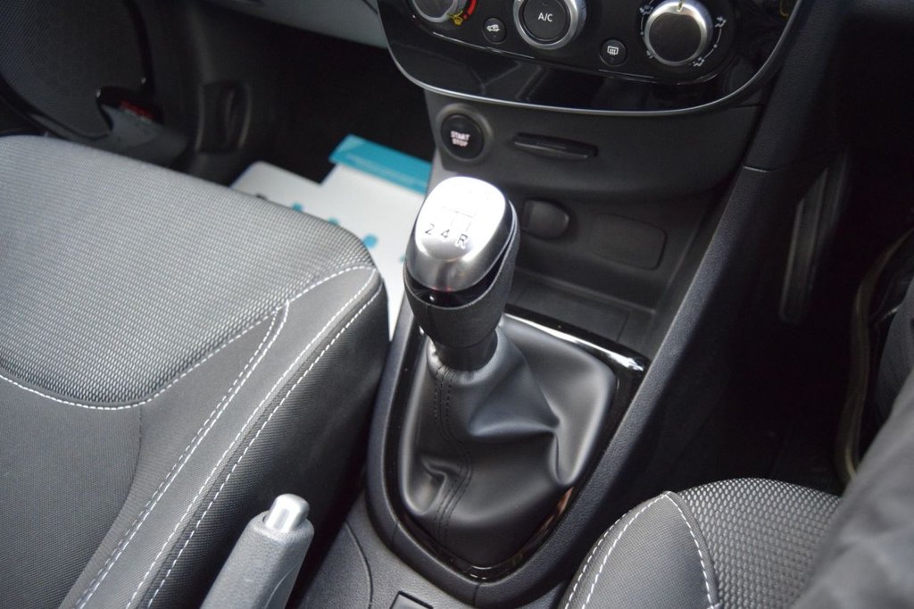 Used Renault Clio 2017 for sale - 76582570: Photo 29