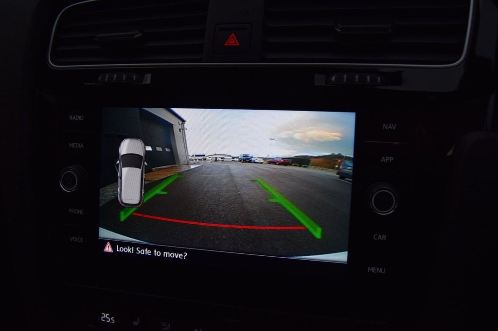 Used Volkswagen Golf 2020 for sale - 77236682: Photo 11