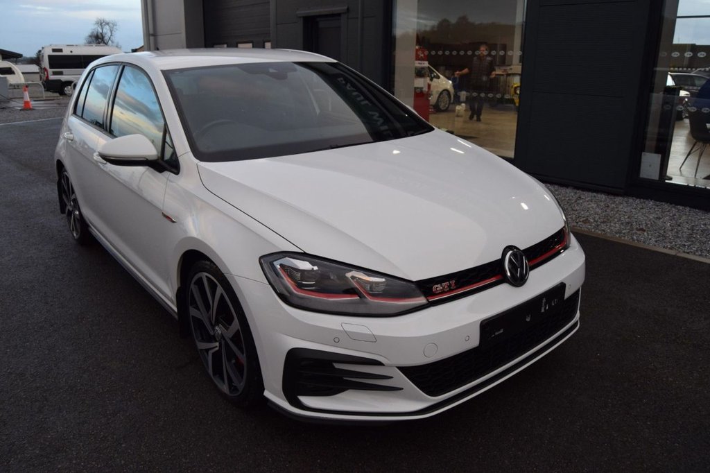 Used Volkswagen Golf 2020 for sale - 77236682: Photo 3