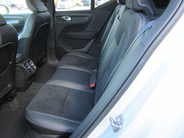 Used Volvo XC40 2019 for sale - 76313242: Photo 10