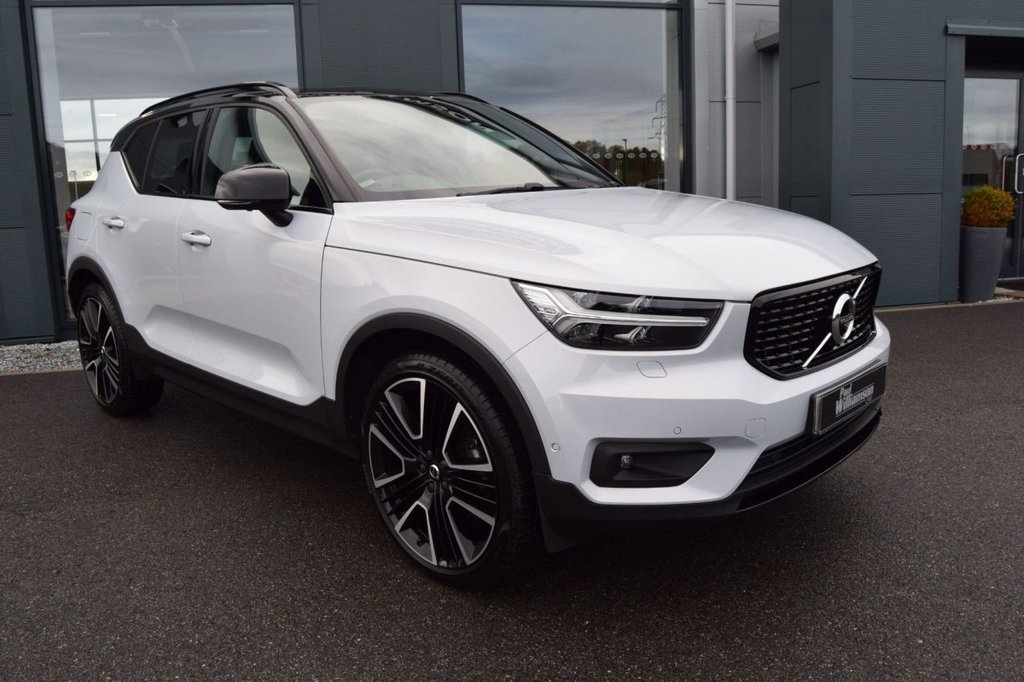 Used Volvo XC40 2019 for sale - 76313242: Photo 2