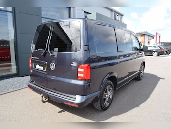 Used Volkswagen Transporter 2017 for sale - 75384213: Photo