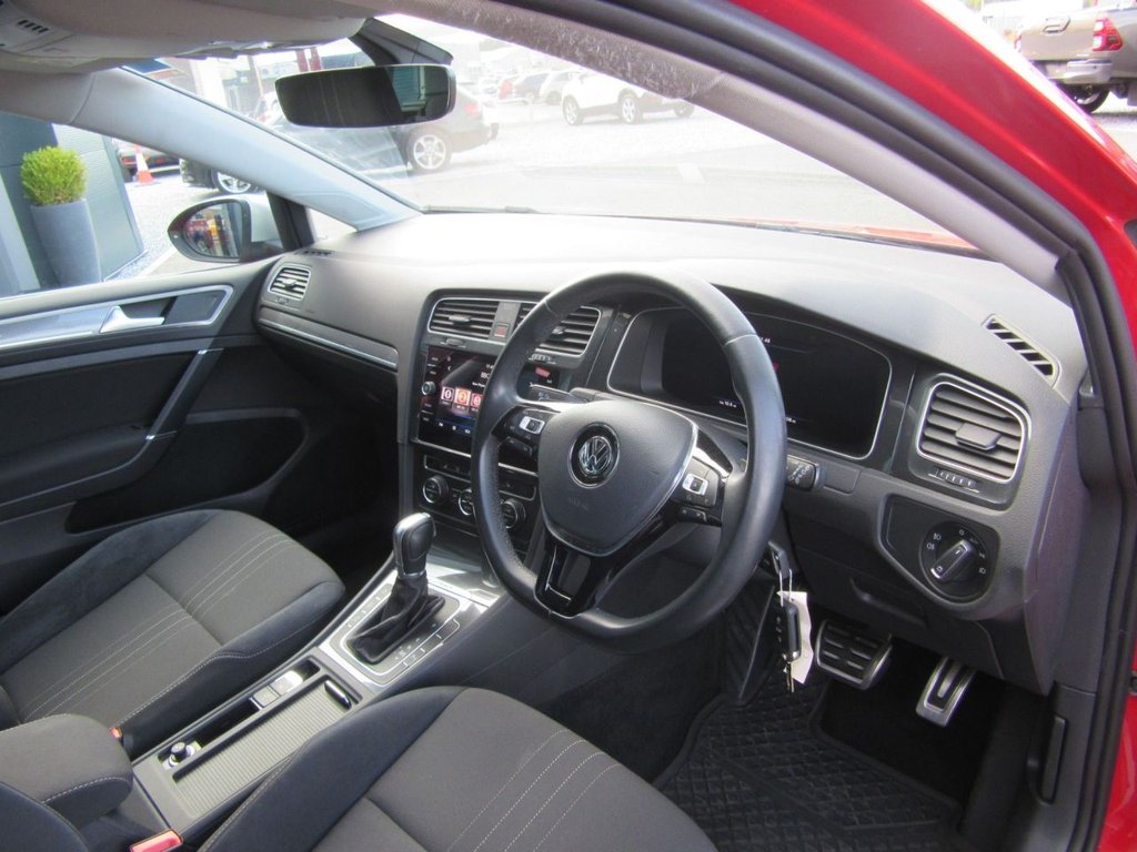 Used Volkswagen Golf 2017 for sale - 76445729: Photo 10