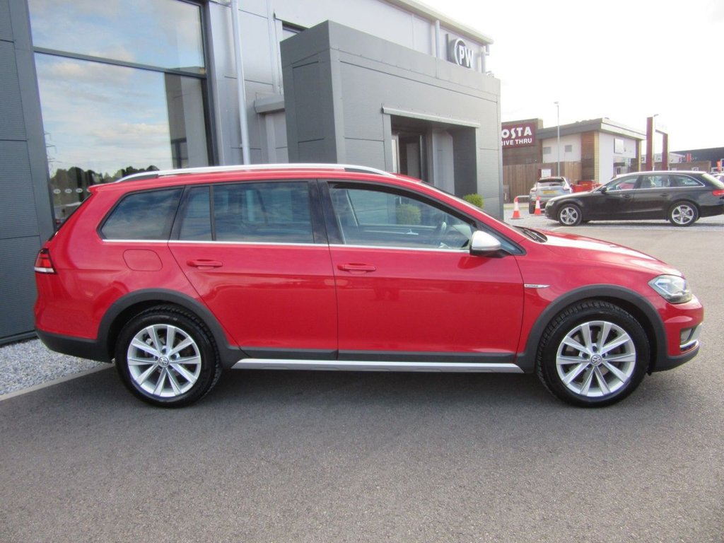 Used Volkswagen Golf 2017 for sale - 76445729: Photo 4