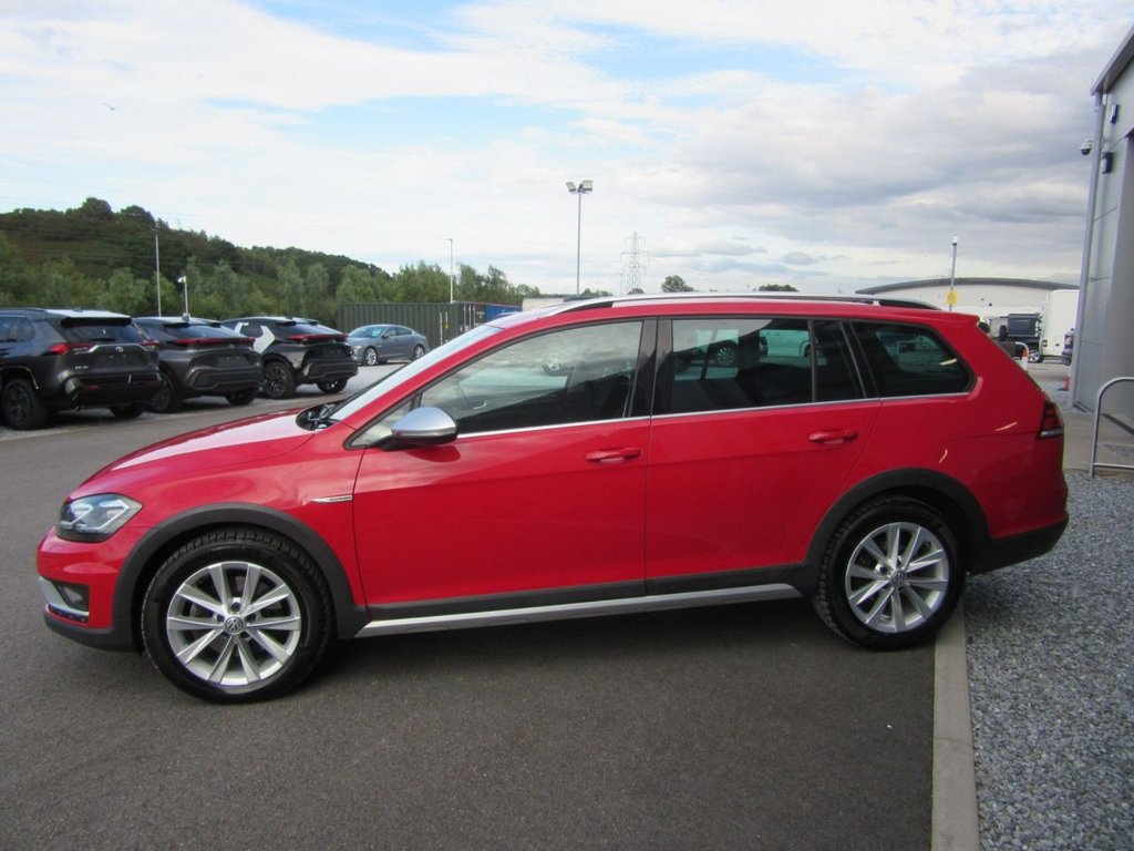 Used Volkswagen Golf 2017 for sale - 76445729: Photo 5