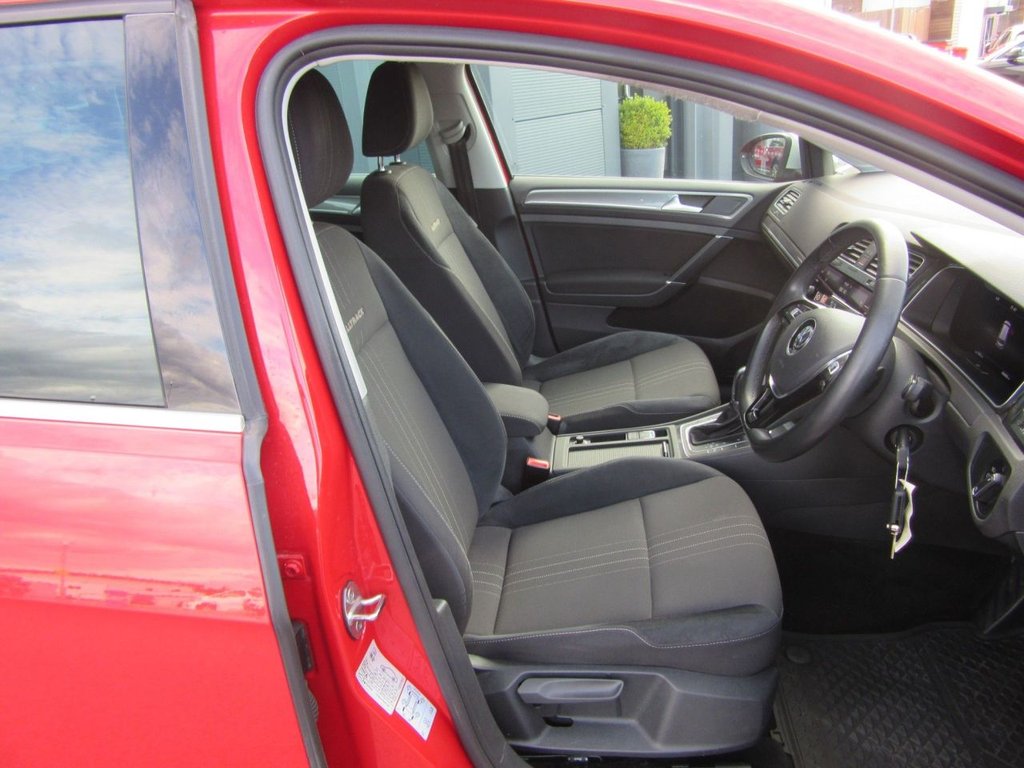 Used Volkswagen Golf 2017 for sale - 76445729: Photo 8