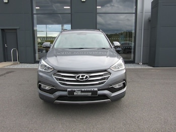 Used Hyundai Santa Fe 2017 for sale - 78256318: Photo