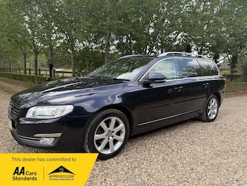 Used Volvo V70 2015 for sale - 75728469: Photo