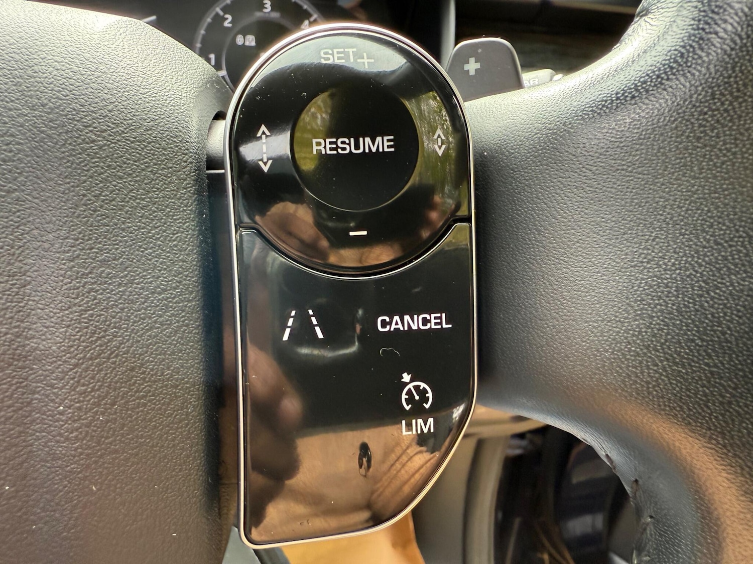 Used Land Rover Discovery 2019 for sale - 76138234: Photo 17