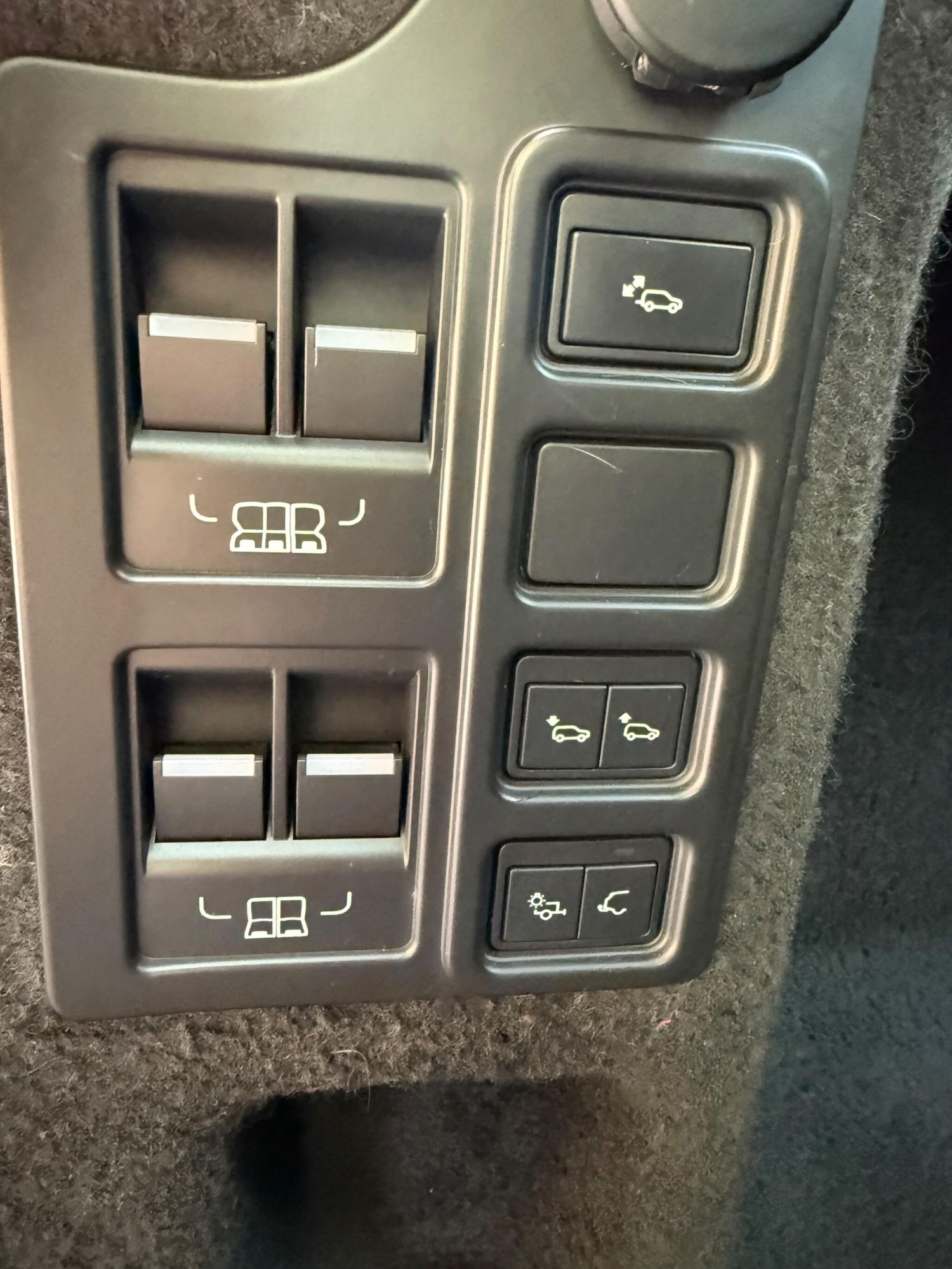 Used Land Rover Discovery 2019 for sale - 76138234: Photo 36