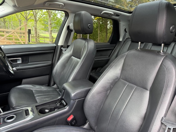 Used Land Rover Discovery Sport 2018 for sale - 76099038: Photo 15