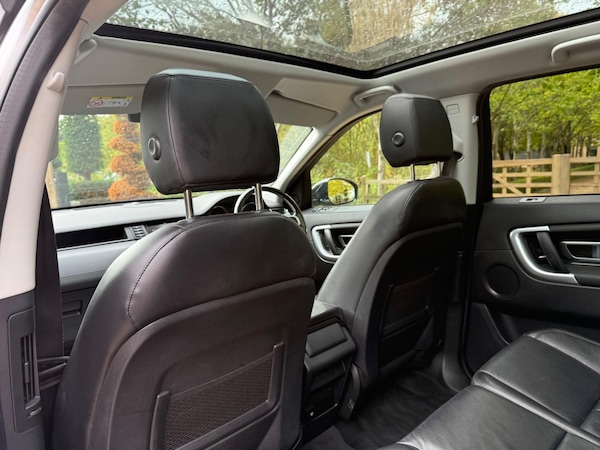 Used Land Rover Discovery Sport 2018 for sale - 76099038: Photo 27