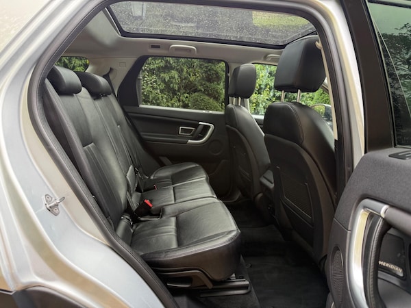 Used Land Rover Discovery Sport 2018 for sale - 76099038: Photo 32