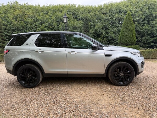 Used Land Rover Discovery Sport 2018 for sale - 76099038: Photo 3
