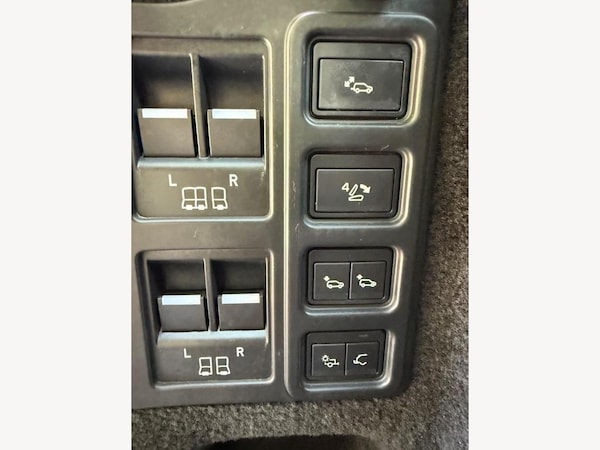 Used Land Rover Discovery 2020 for sale - 76251410: Photo 33