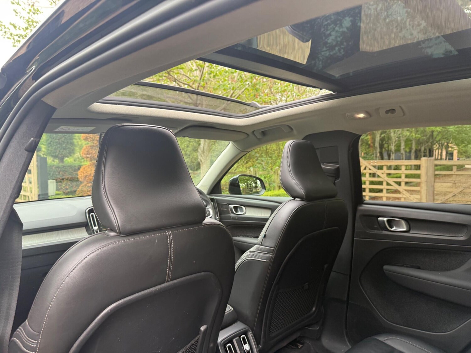 Used Volvo XC40 2022 for sale - 76002159: Photo 25